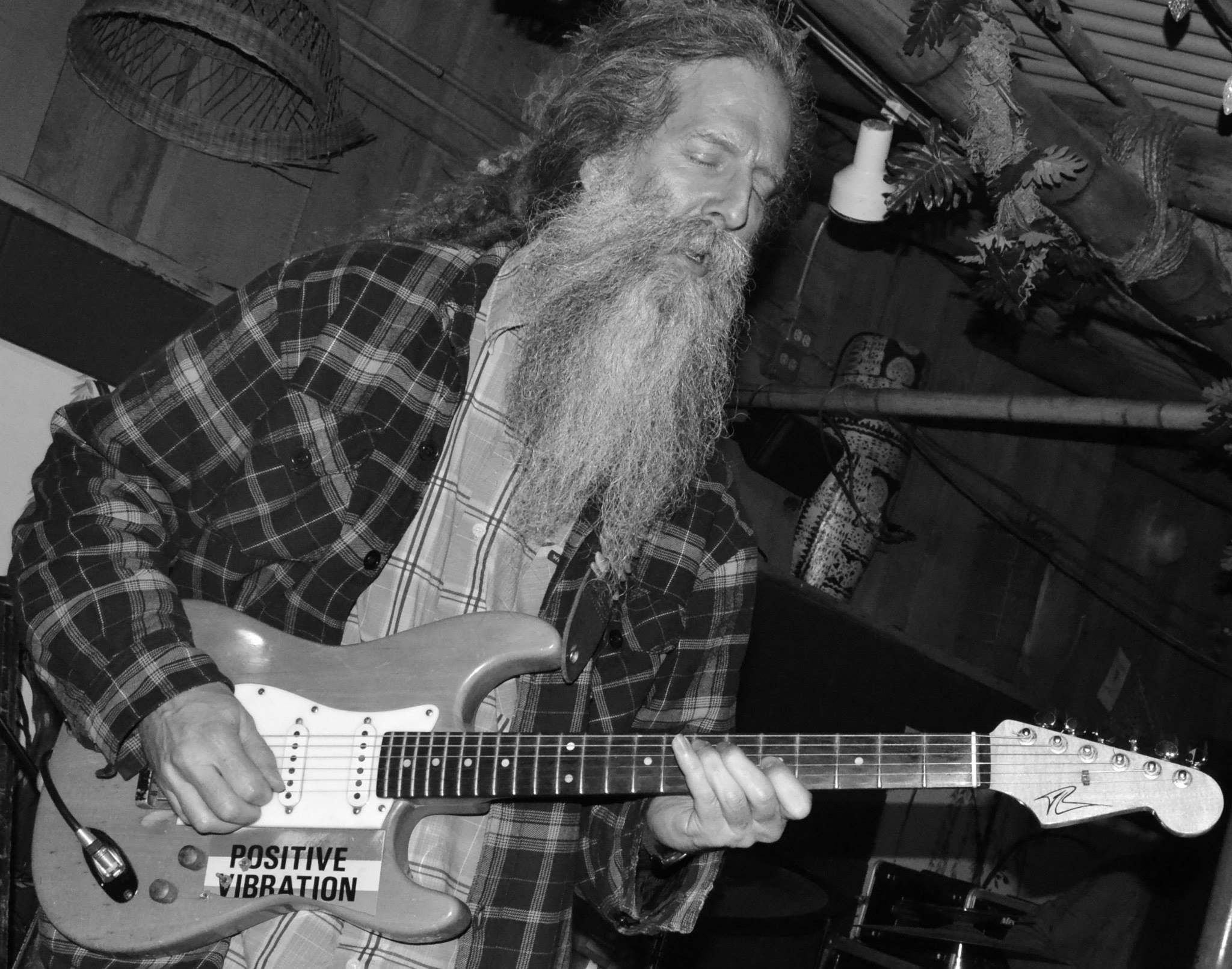 GaryB_reggae_guitar.jpg