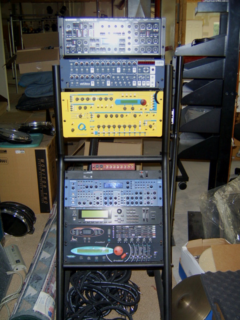 synth-rack.JPG